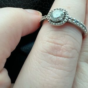 Size 6 pandora ring, silver